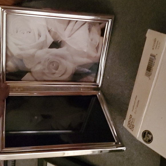 3 picture frames - Picture 6 of 12